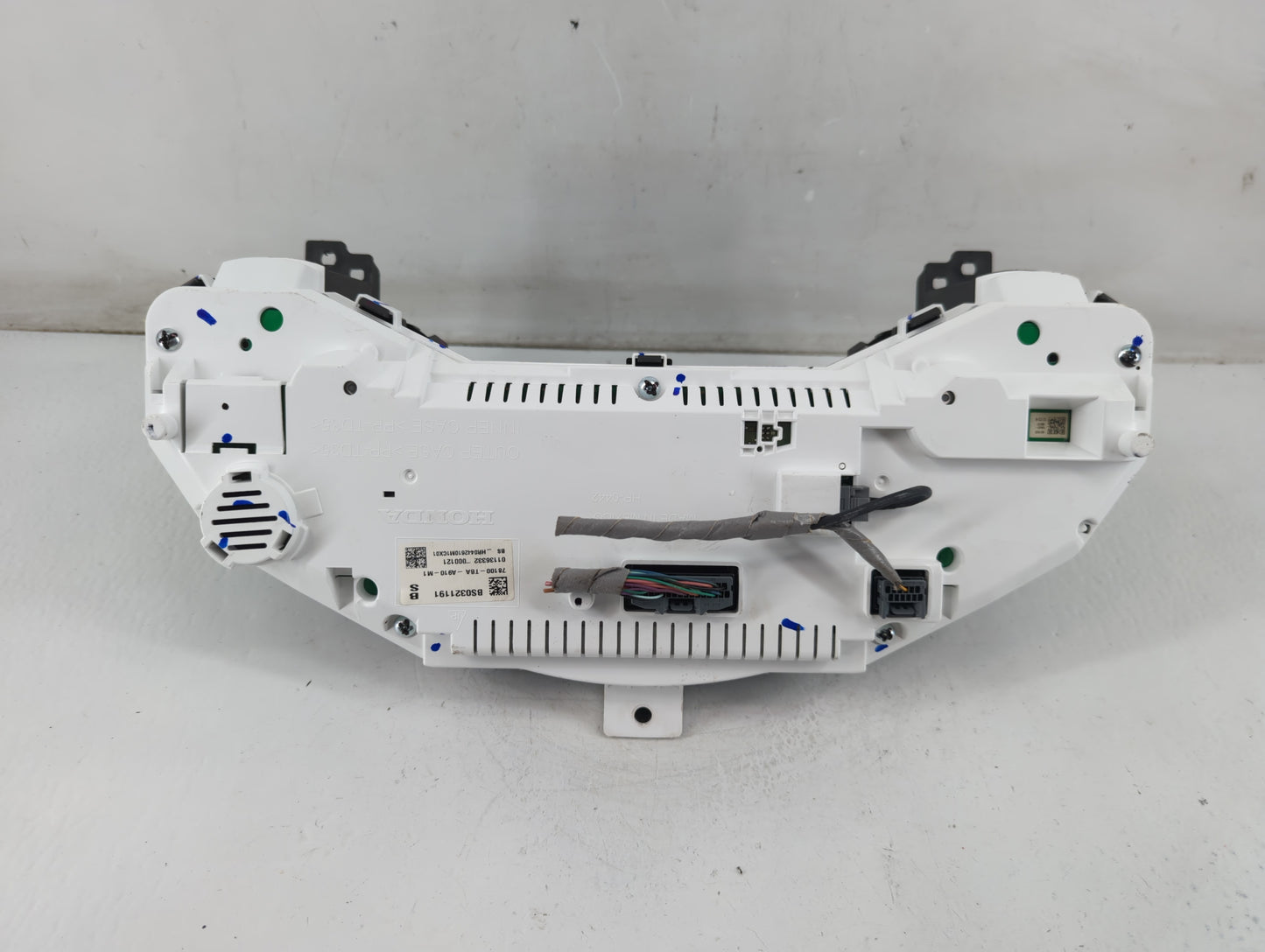 2019-2021 Honda Civic Instrument Cluster Speedometer Gauges P/N:78100-TBA-A910-M1 Fits Fits 2019 2020 2021 OEM Used Auto Par