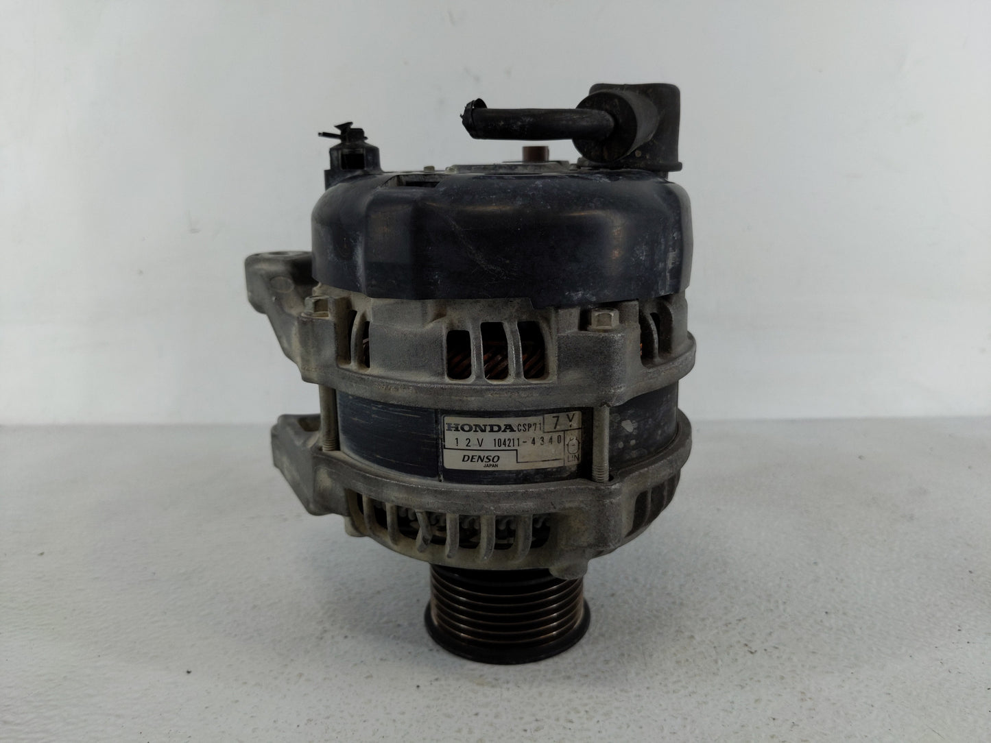 2017-2022 Honda Civic Alternator Replacement Generator Charging Assembly Engine OEM P/N:104211-4340 Fits OEM Used Auto Parts
