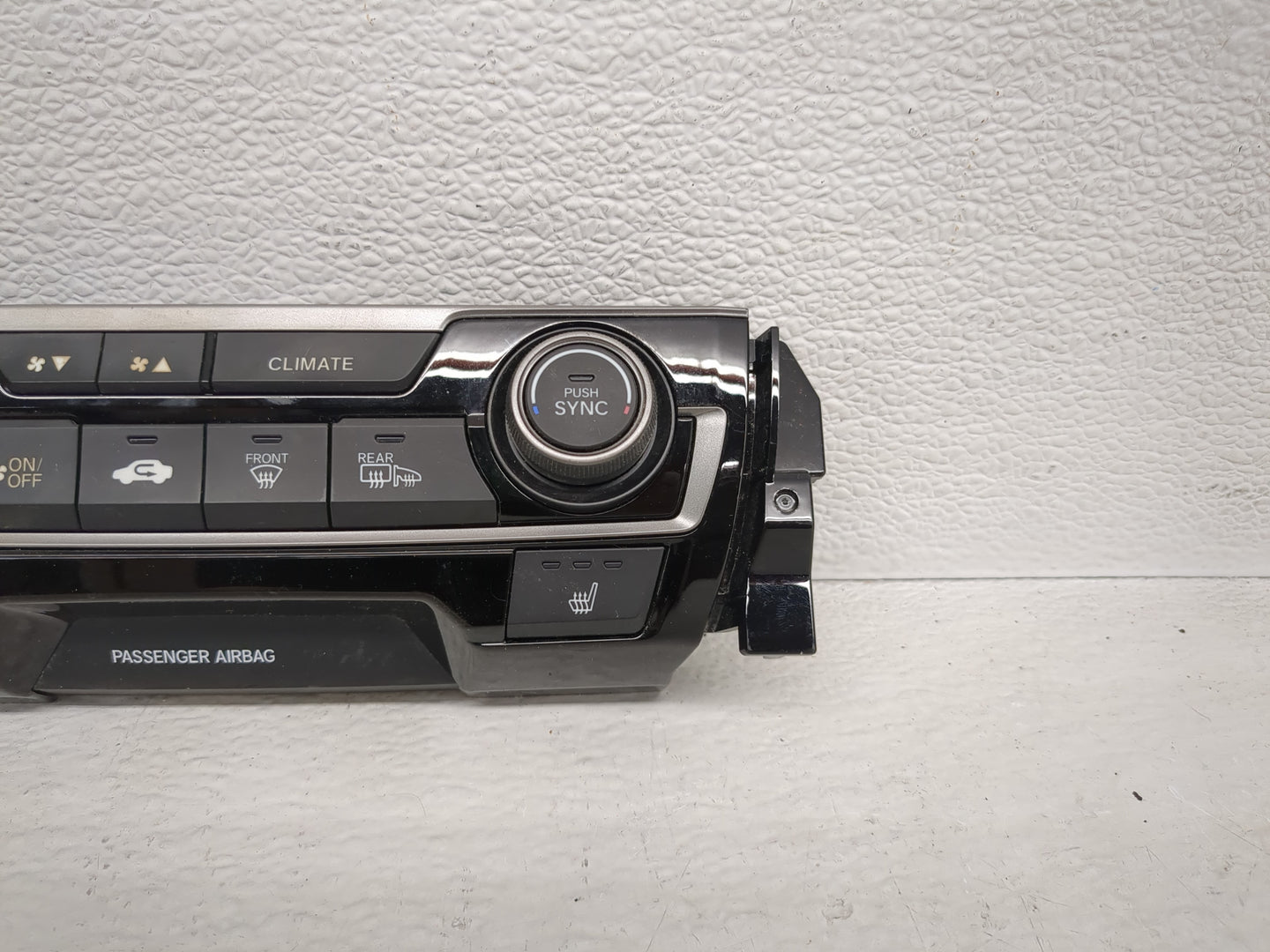 2019-2021 Honda Civic Climate Control Module Temperature AC/Heater Replacement P/N:79600TBAA911M1 Fits Fits 2019 2020 2021 O