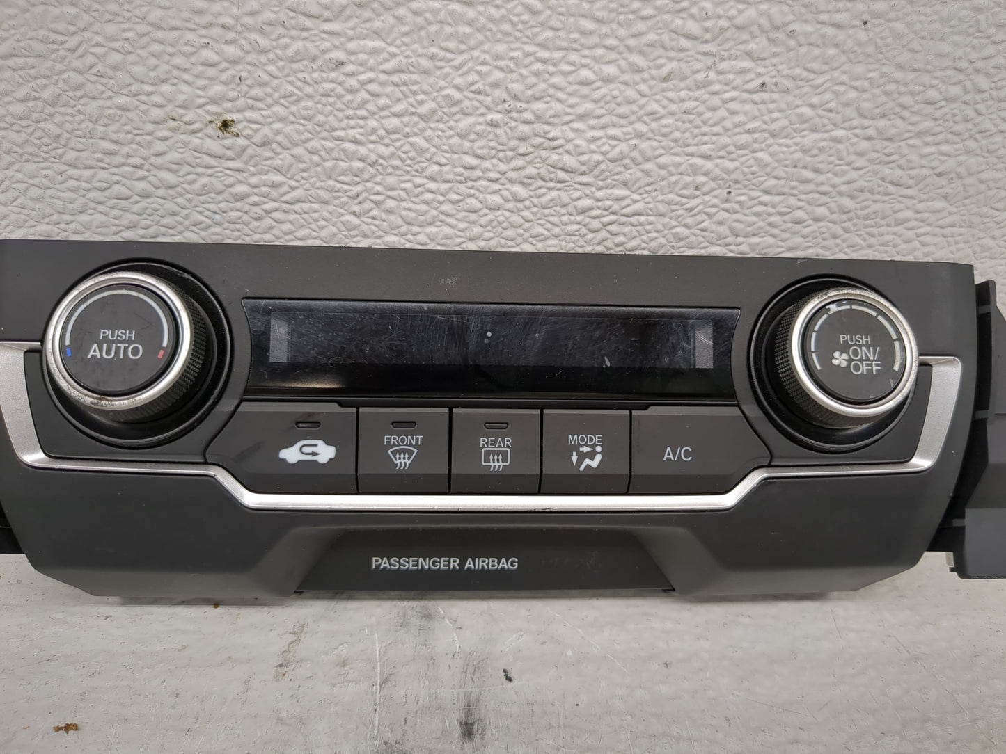 2016-2021 Honda Civic Climate Control Module Temperature AC/Heater Replacement P/N:79600TBAA121M1 Fits OEM Used Auto Parts -