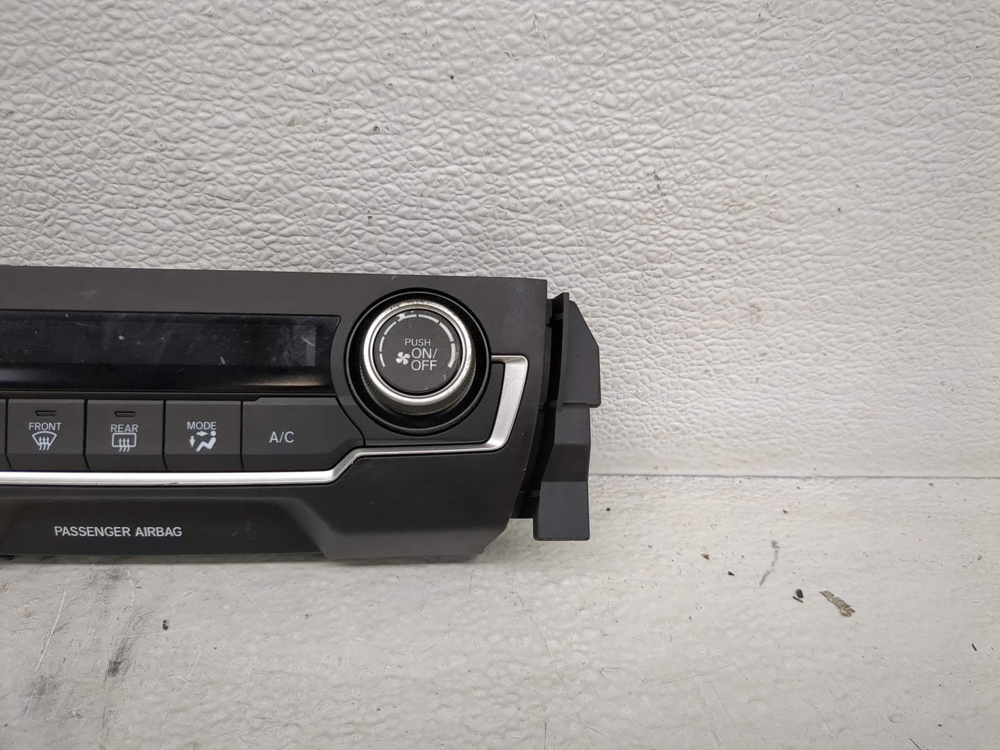 2016-2021 Honda Civic Climate Control Module Temperature AC/Heater Replacement P/N:79600TBAA121M1 Fits OEM Used Auto Parts -