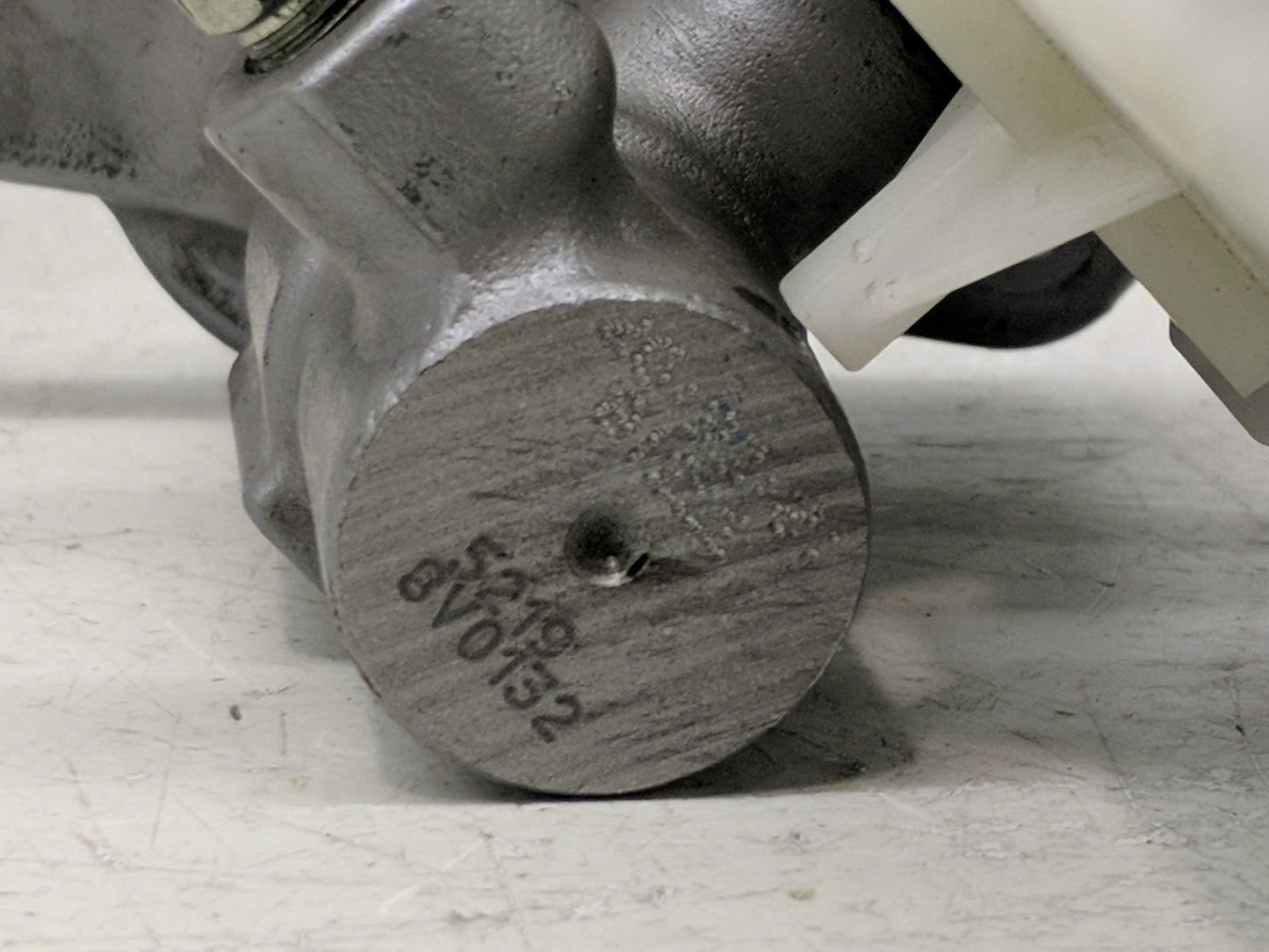 2016-2020 Honda Civic Brake Master Cylinder 1302589 - Oemusedautoparts1.com