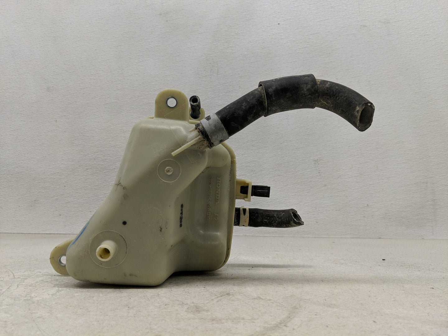 2016-2021 Honda Civic Radiator Coolant Overflow Expansion Tank Bottle 1313107 - Oemusedautoparts1.com