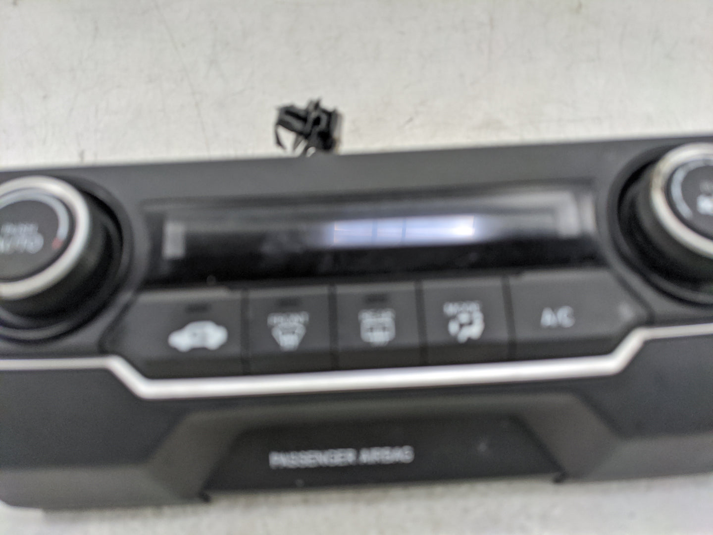 2016-2021 Honda Civic Climate Control Module Temperature AC/Heater Replacement P/N:79600TBAA121M1 Fits OEM Used Auto Parts -