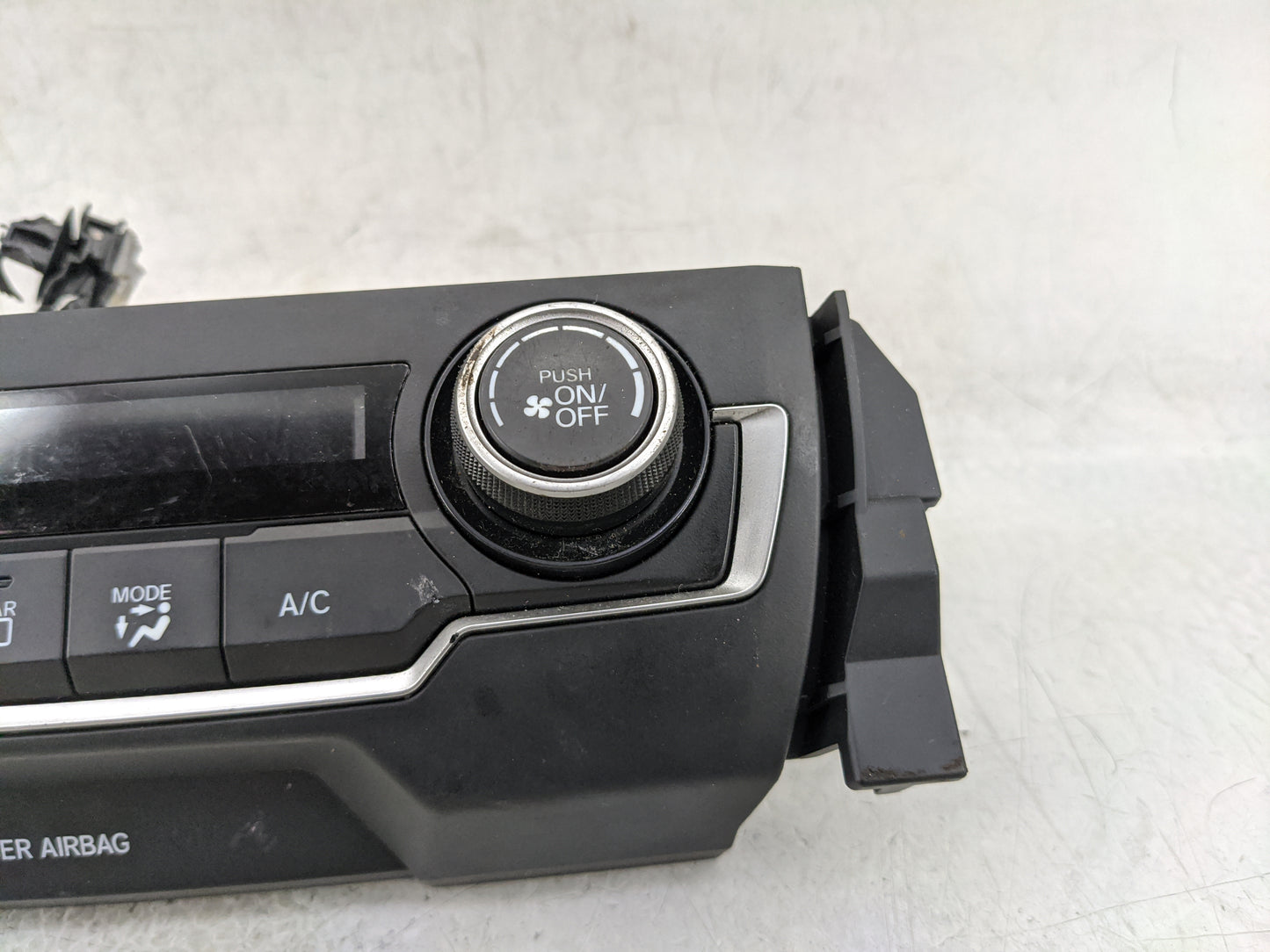 2016-2021 Honda Civic Climate Control Module Temperature AC/Heater Replacement P/N:79600TBAA121M1 Fits OEM Used Auto Parts -