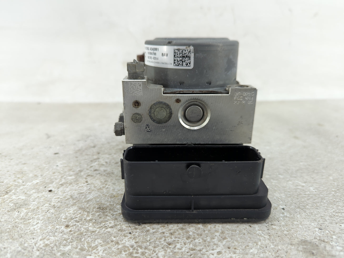 2019-2020 Honda Civic ABS Pump Control Module Replacement P/N:57110TBG A340M1 Fits Fits 2019 2020 OEM Used Auto Parts - Oemu
