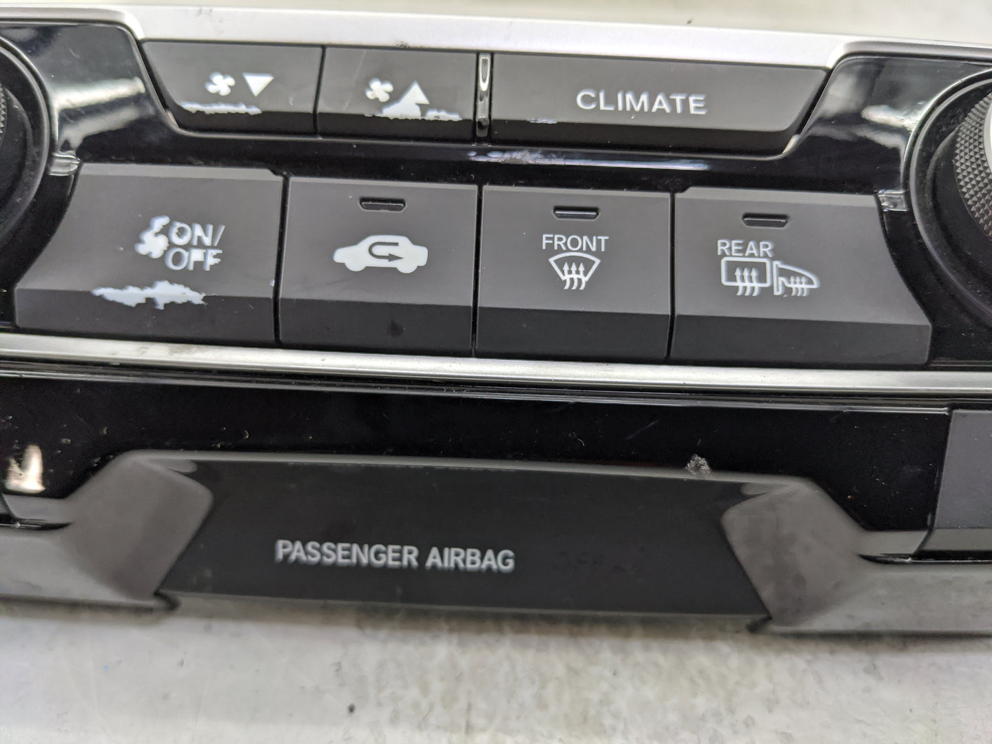 2016-2021 Honda Civic Climate Control Module Temperature AC/Heater Replacement P/N:T9500TBAA912M1 Fits OEM Used Auto Parts -