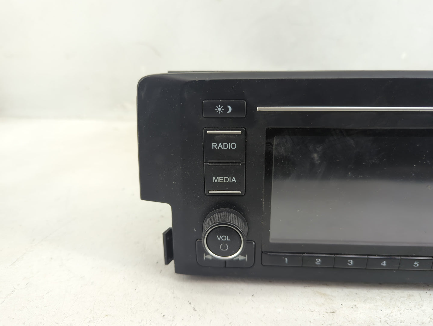 2019-2021 Honda Civic Radio AM FM Cd Player Receiver Replacement P/N:39100-TBA-A41 Fits Fits 2019 2020 2021 OEM Used Auto Pa