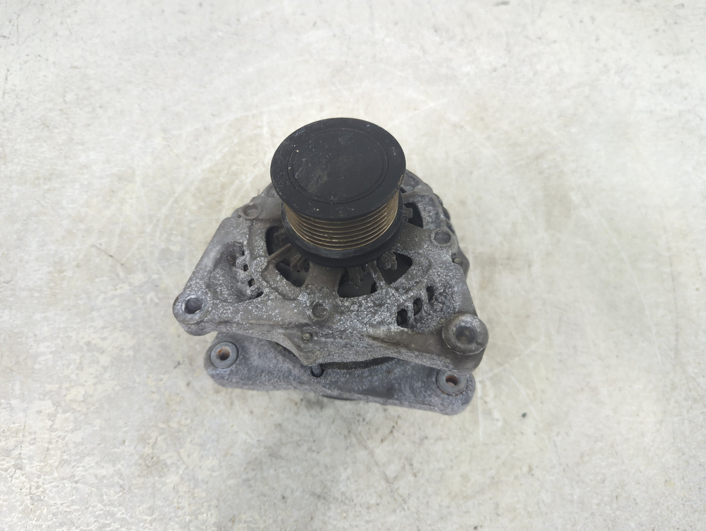 2017-2022 Honda Civic Alternator Replacement Generator Charging Assembly Engine OEM P/N:104211-4340 Fits OEM Used Auto Parts