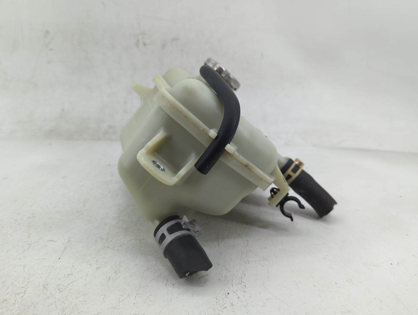 2016-2021 Honda Civic Radiator Coolant Overflow Expansion Tank Bottle - Oemusedautoparts1.com