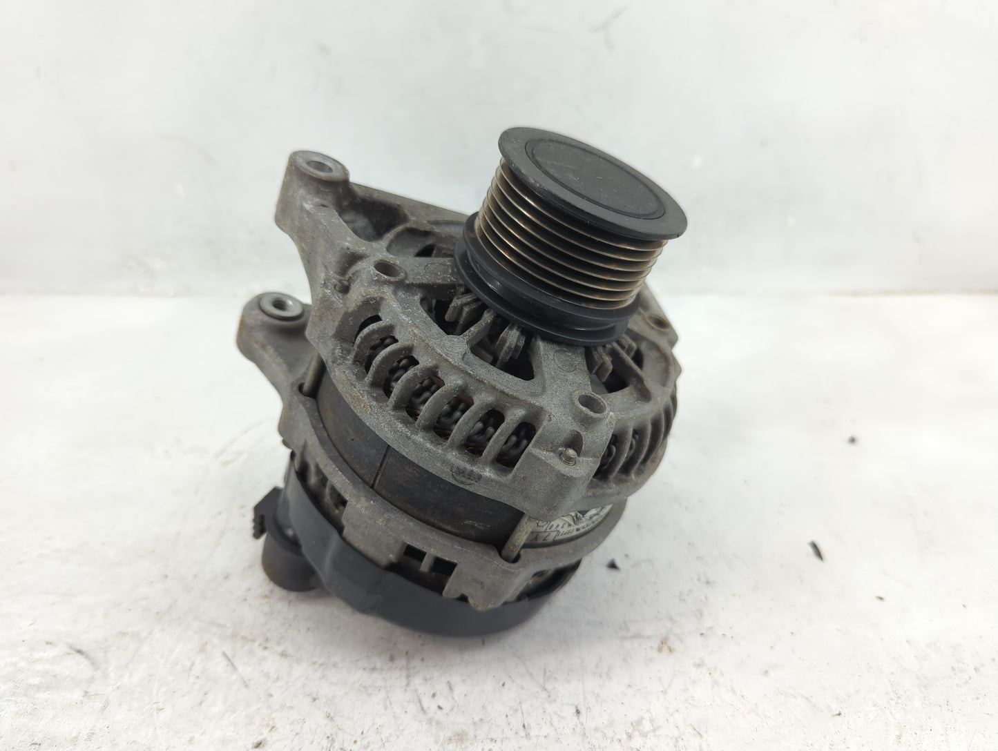2017-2022 Honda Civic Alternator Replacement Generator Charging Assembly Engine OEM P/N:CSP71 Fits OEM Used Auto Parts - Oem