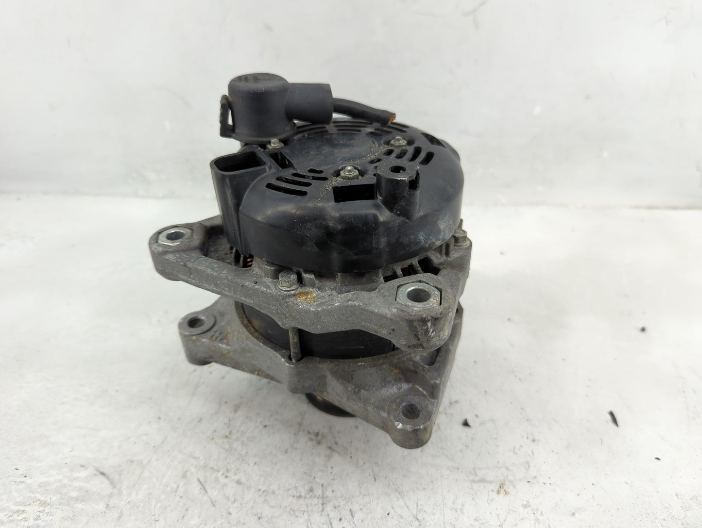 2017-2022 Honda Civic Alternator Replacement Generator Charging Assembly Engine OEM P/N:CSP71 Fits OEM Used Auto Parts - Oem