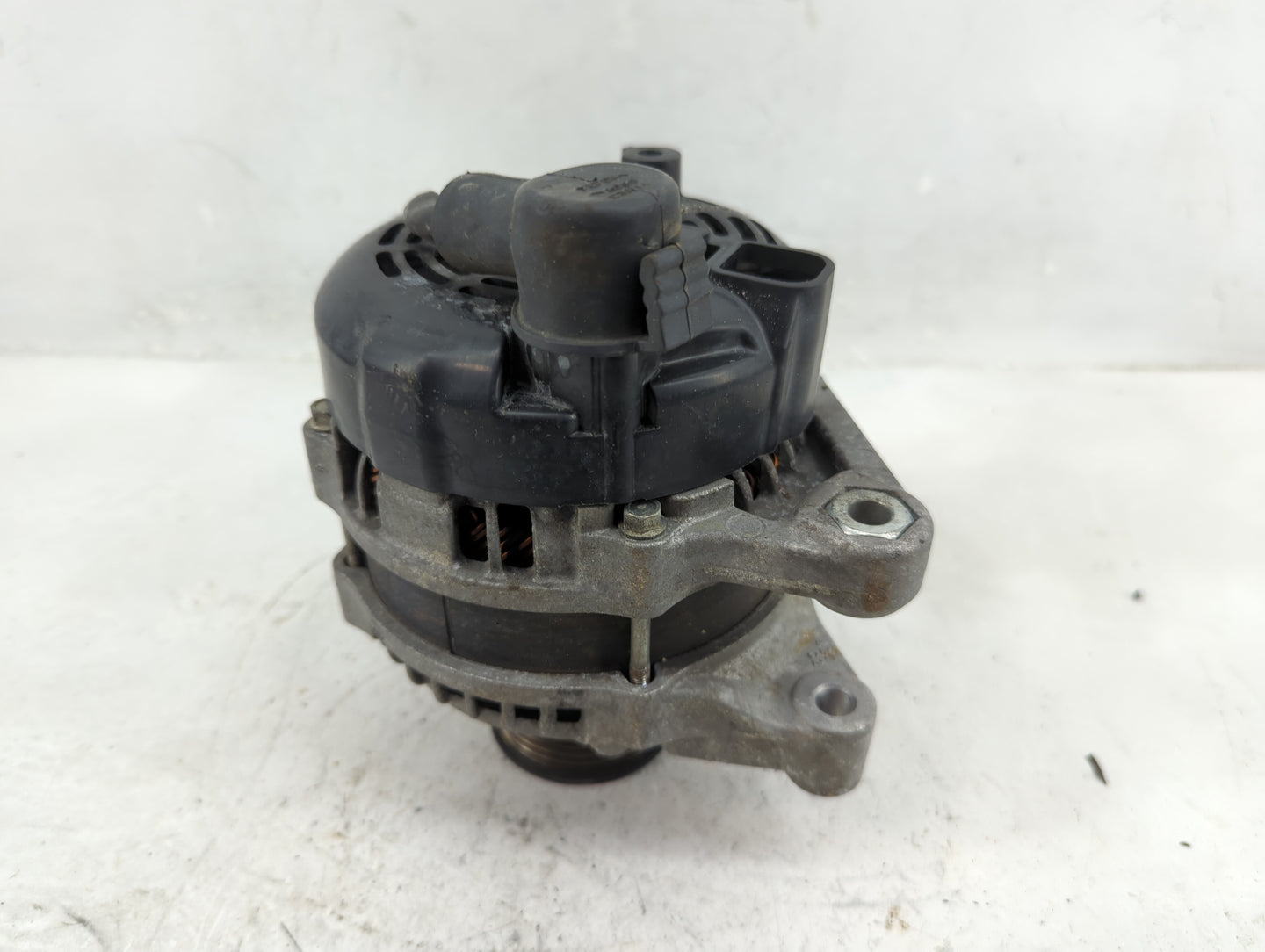 2017-2022 Honda Civic Alternator Replacement Generator Charging Assembly Engine OEM P/N:CSP71 Fits OEM Used Auto Parts - Oem