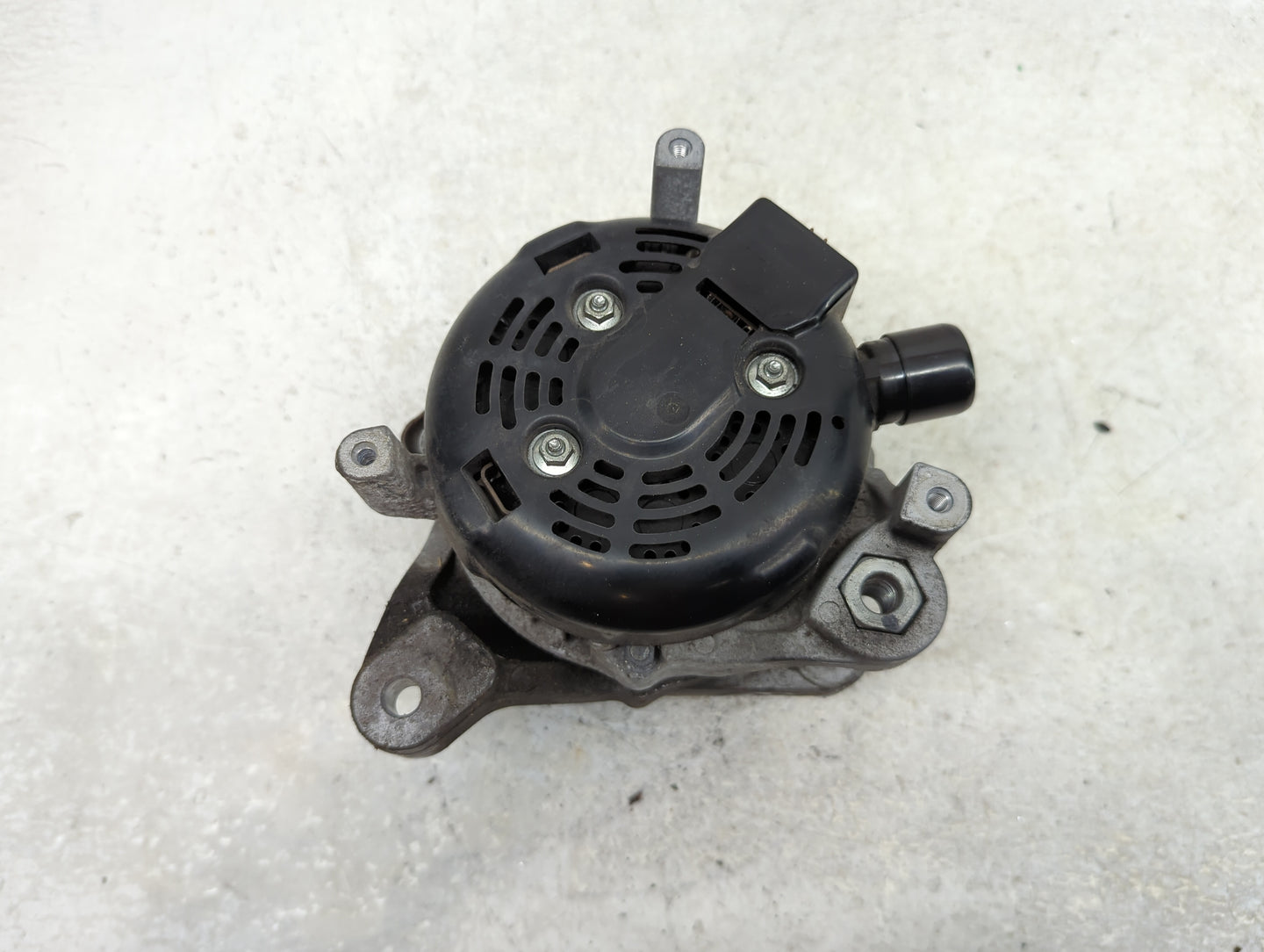 2016-2022 Honda Civic Alternator Replacement Generator Charging Assembly Engine OEM P/N:104211-3910 Fits OEM Used Auto Parts