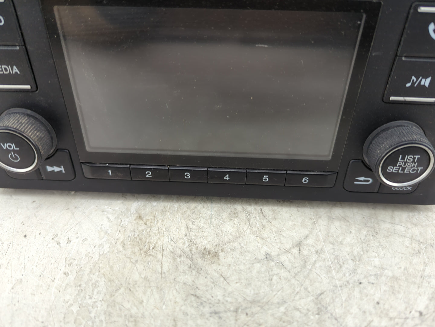 2019-2020 Honda Civic Radio AM FM Cd Player Receiver Replacement P/N:39100-TBA-A41 Fits Fits 2019 2020 OEM Used Auto Parts -