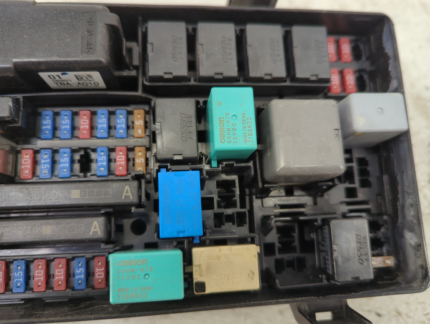 2019-2020 Honda Civic Fusebox Fuse Box Panel Relay Module P/N:TBA-A010 TBA A210 A2 Fits Fits 2019 2020 OEM Used Auto Parts -