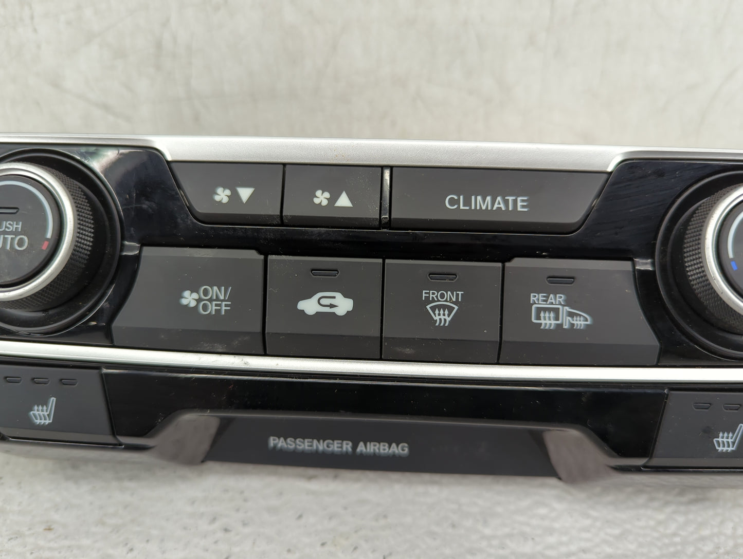 2019-2021 Honda Civic Climate Control Module Temperature AC/Heater Replacement P/N:79600TBAA911M1 Fits Fits 2019 2020 2021 O