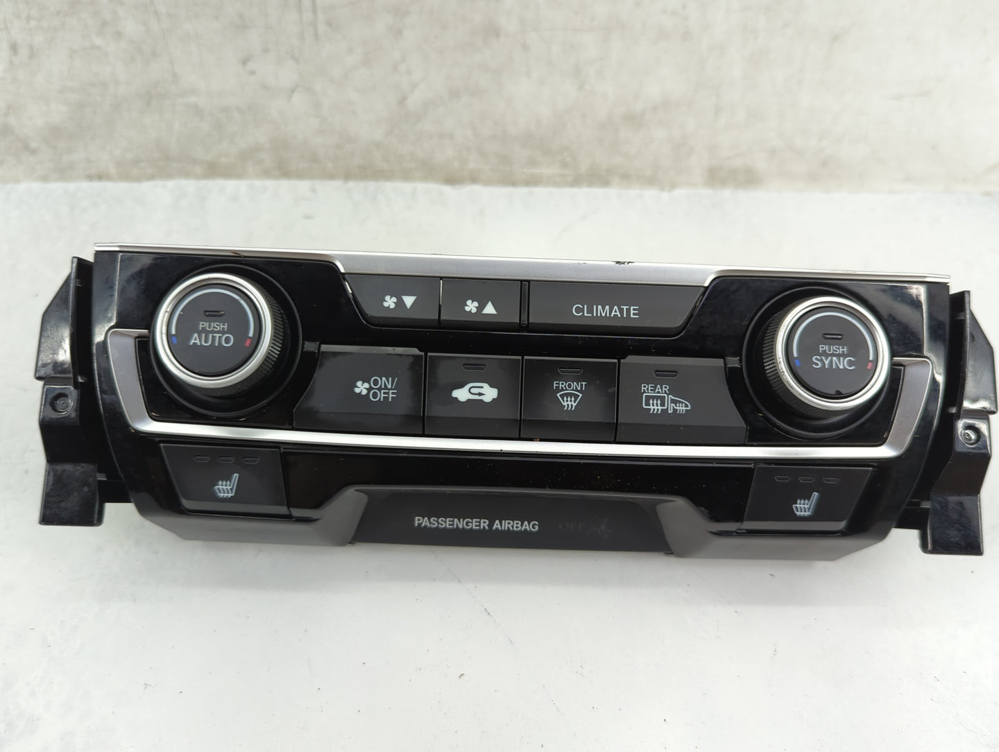 2019-2021 Honda Civic Climate Control Module Temperature AC/Heater Replacement P/N:79600TBAA911M1 Fits Fits 2019 2020 2021 O