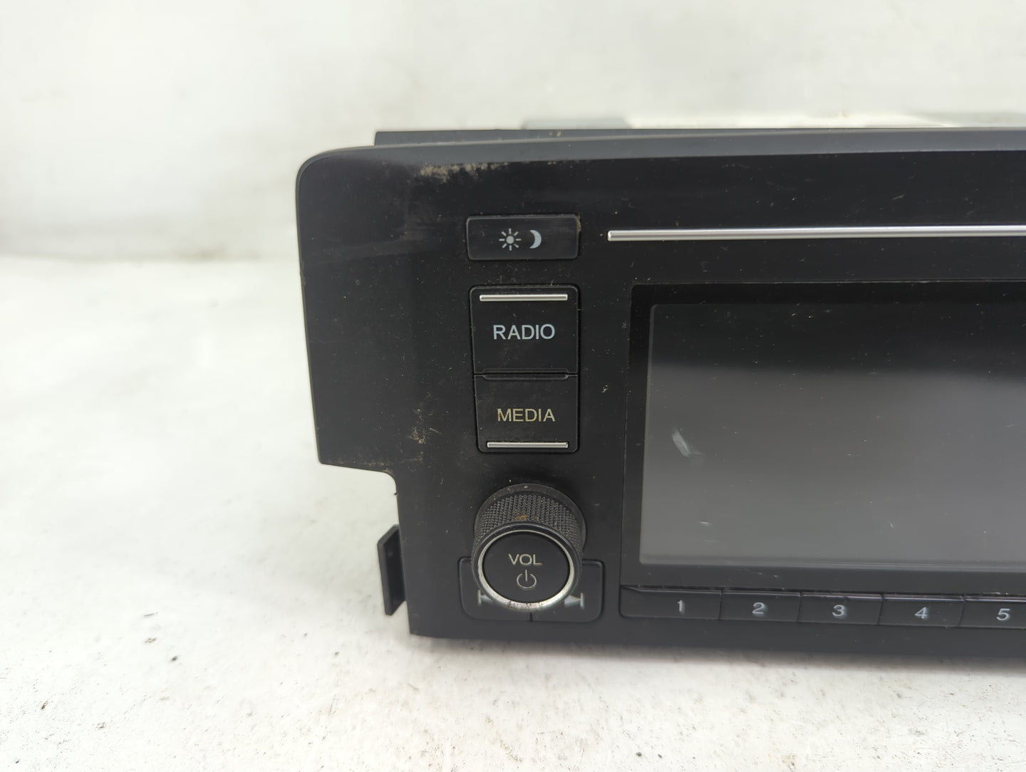 2019-2021 Honda Civic Radio AM FM Cd Player Receiver Replacement P/N:39100-TBA-A41 Fits Fits 2019 2020 2021 OEM Used Auto Pa