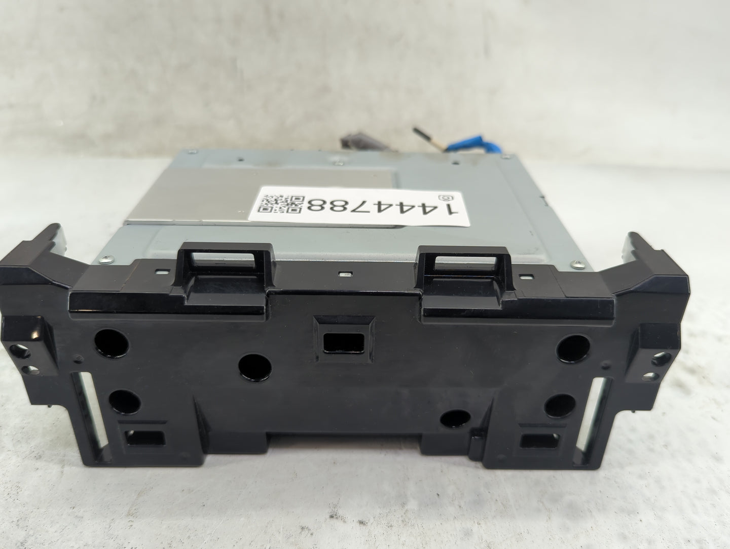 2019-2021 Honda Civic Radio AM FM Cd Player Receiver Replacement P/N:39101-TBC-AB1-M1 NR-000, UH9CB21-T Fits Fits 2019 2020 
