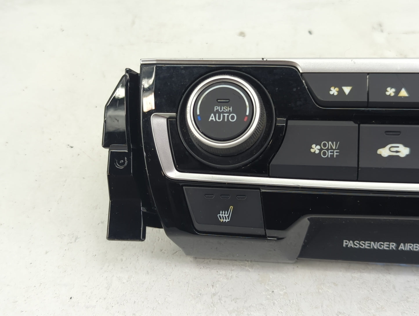 2019-2021 Honda Civic Climate Control Module Temperature AC/Heater Replacement P/N:79600TBAA911M1 SANWA2A676H Fits OEM Used 