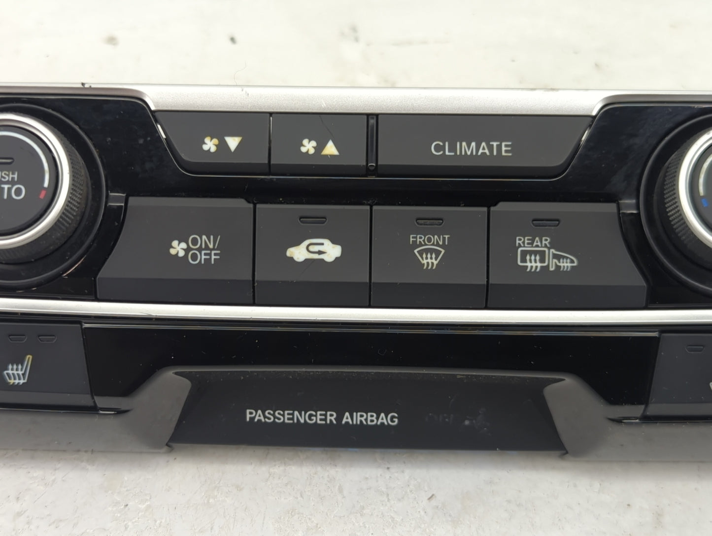 2019-2021 Honda Civic Climate Control Module Temperature AC/Heater Replacement P/N:79600TBAA911M1 SANWA2A676H Fits OEM Used 