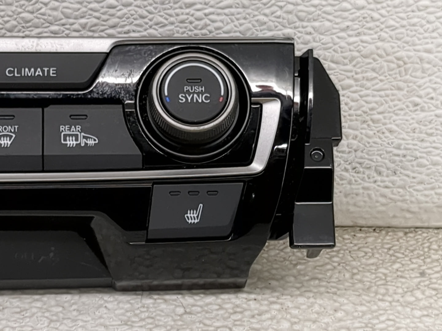 2019-2021 Honda Civic Climate Control Module Temperature AC/Heater Replacement P/N:79600TBAA911M1 SANWA2A747D Fits OEM Used 