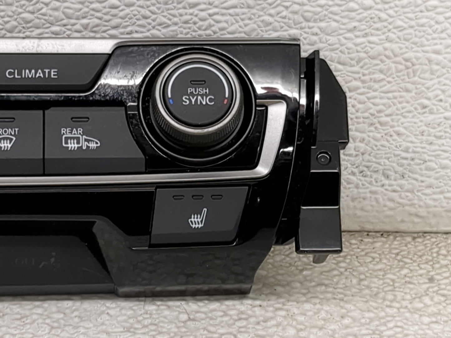 2019-2021 Honda Civic Climate Control Module Temperature AC/Heater Replacement P/N:79600TBAA911M1 SANWA2A747D Fits OEM Used 