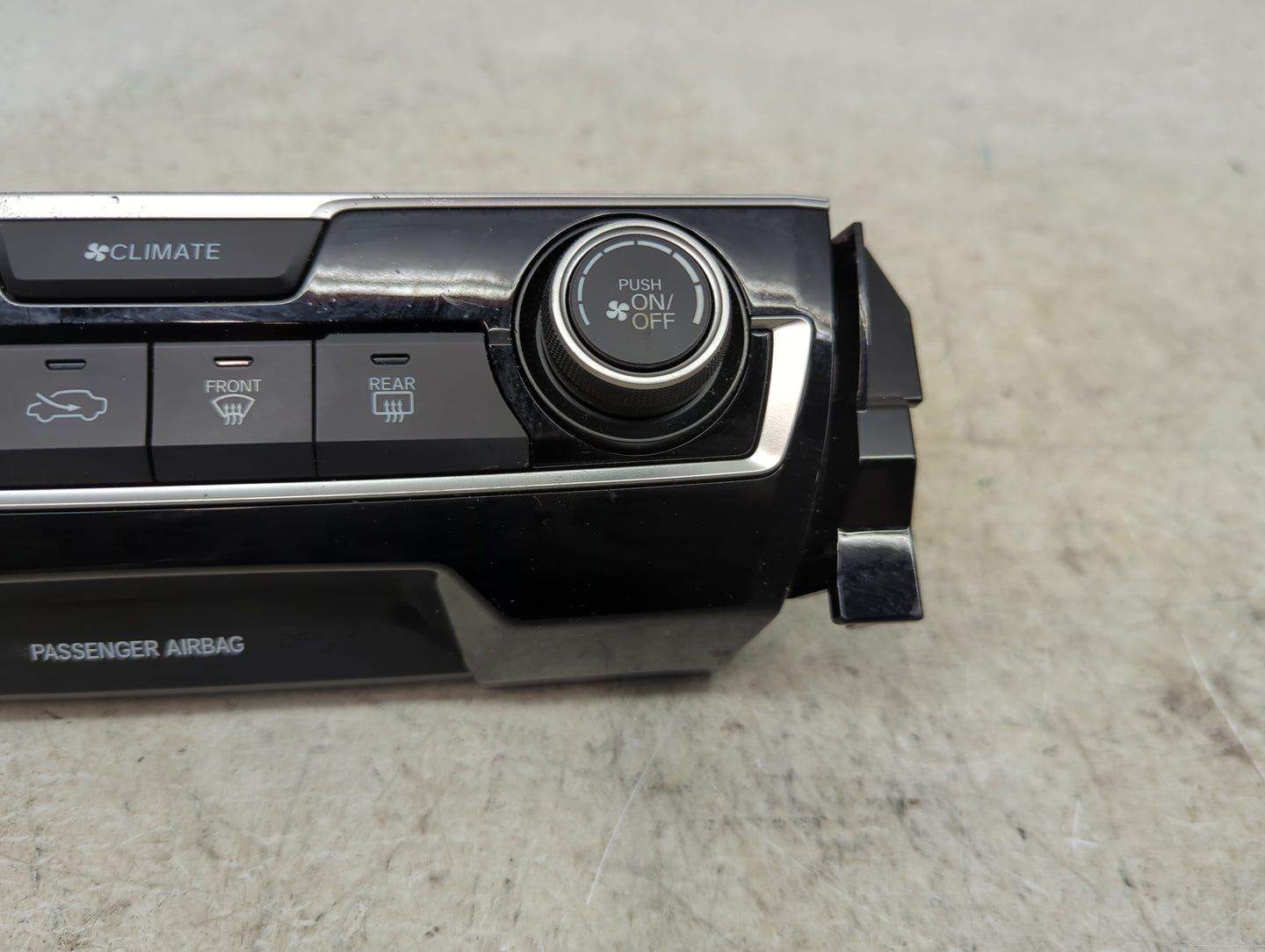 2016-2021 Honda Civic Climate Control Module Temperature AC/Heater Replacement P/N:79600TBAA331M1 SANWA2A679D Fits OEM Used 