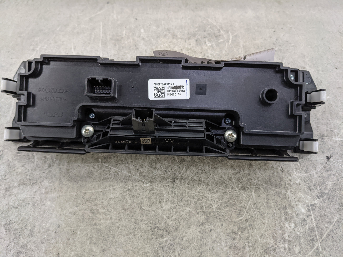 2019-2021 Honda Civic Climate Control Module Temperature AC/Heater Replacement P/N:79600TBAA911M1 Fits Fits 2019 2020 2021 O