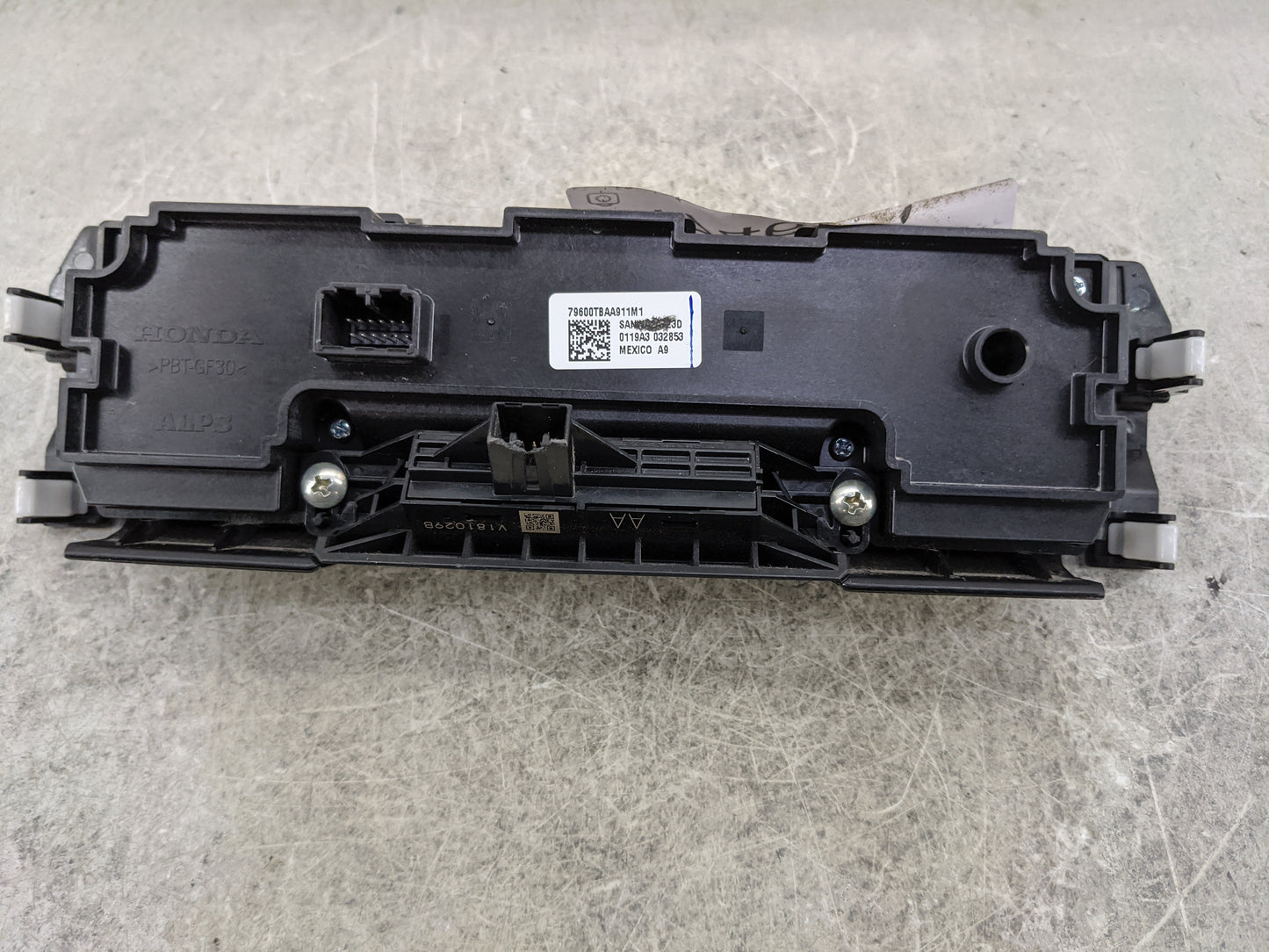 2019-2021 Honda Civic Climate Control Module Temperature AC/Heater Replacement P/N:79600TBAA911M1 Fits Fits 2019 2020 2021 O