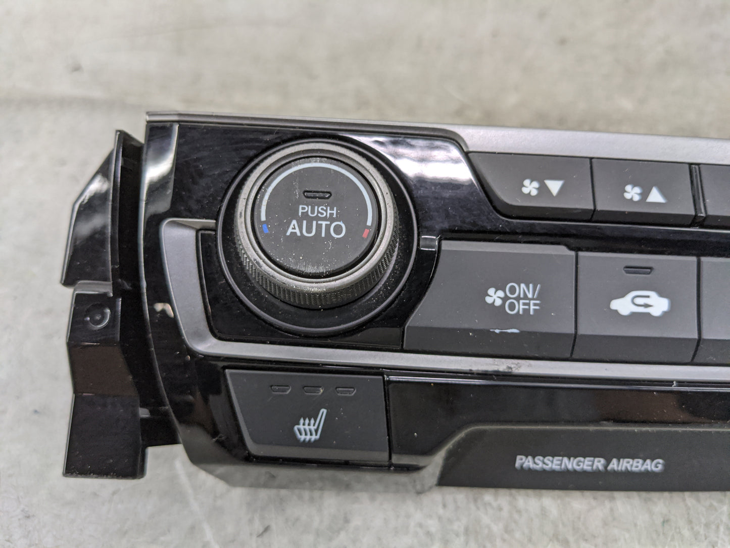 2019-2021 Honda Civic Climate Control Module Temperature AC/Heater Replacement P/N:79600TBAA911M1 SANWA2A747D Fits OEM Used 
