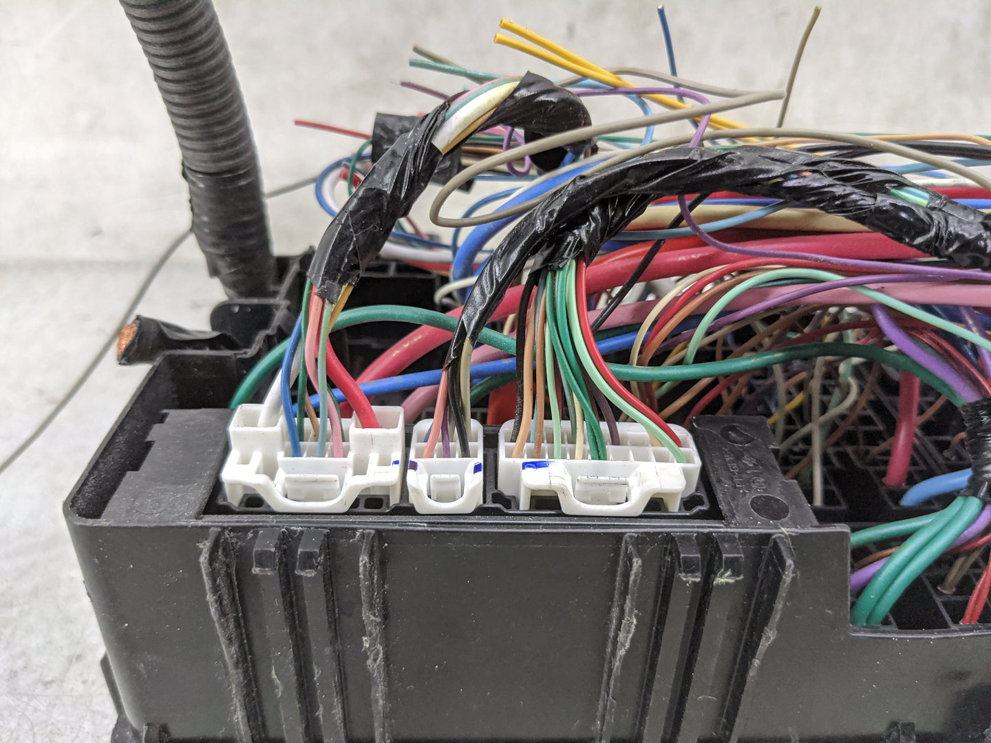 2019-2020 Honda Civic Fusebox Fuse Box Panel Relay Module P/N:TBA-A010 012K306KR1 Fits Fits 2019 2020 OEM Used Auto Parts - 