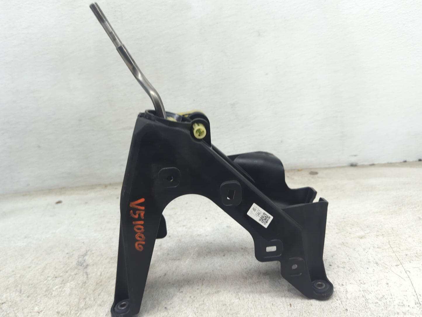 2019 Honda Civic Floor Console Assembly Shifter - Oemusedautoparts1.com