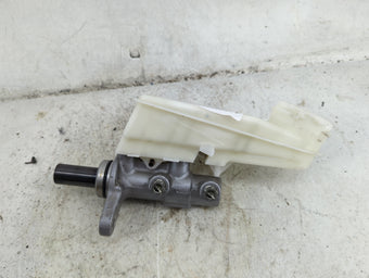 compare product 2016-2020 Honda Civic Brake Master Cylinder 1490418