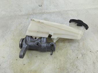 compare product 2016-2021 Honda Civic Brake Master Cylinder 1490649