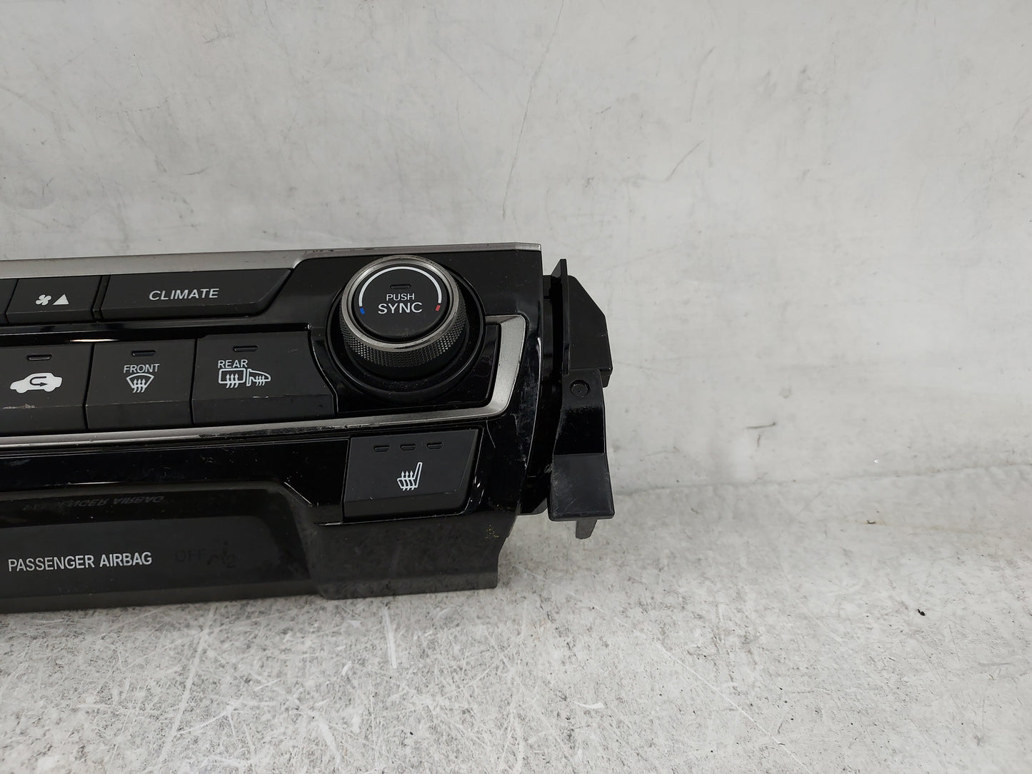 2019-2021 Honda Civic Climate Control Module Temperature AC/Heater Replacement P/N:79600TBAA911M1 SANWA2A723E Fits OEM Used 