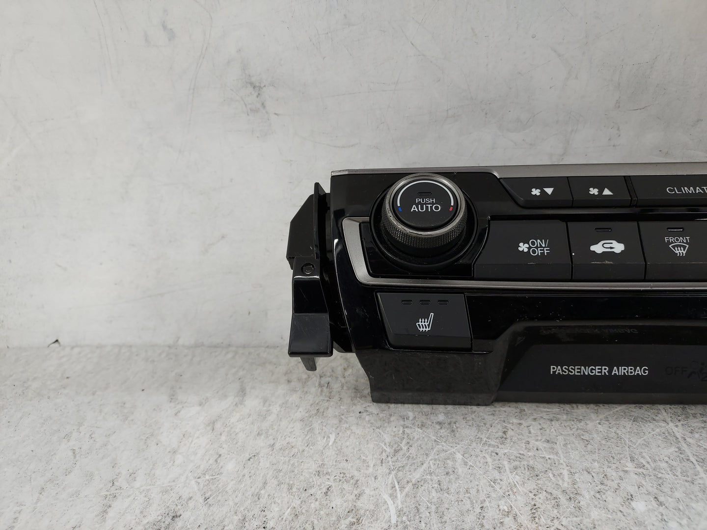 2019-2021 Honda Civic Climate Control Module Temperature AC/Heater Replacement P/N:79600TBAA911M1 SANWA2A723E Fits OEM Used 