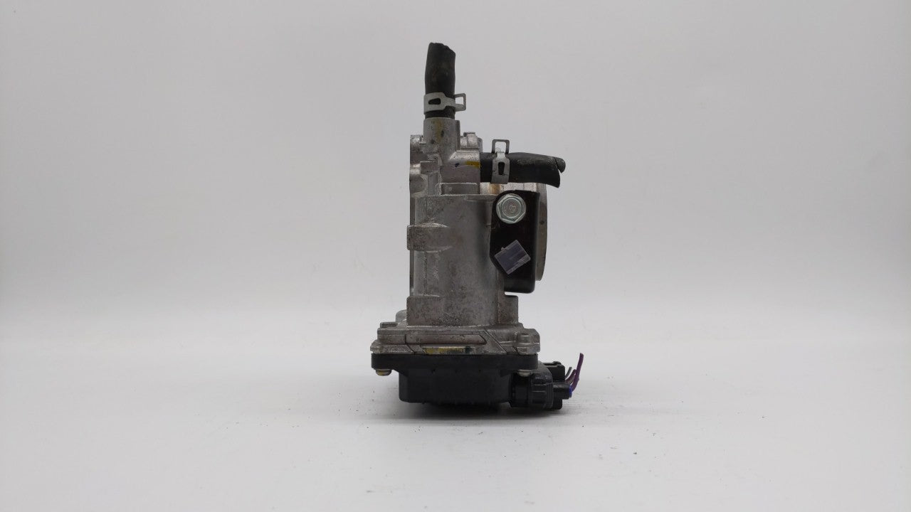 2016-2019 Honda Civic Throttle Body P/N:GMH1A Fits Fits 2016 2017 2018 2019 OEM Used Auto Parts - Oemusedautoparts1.com