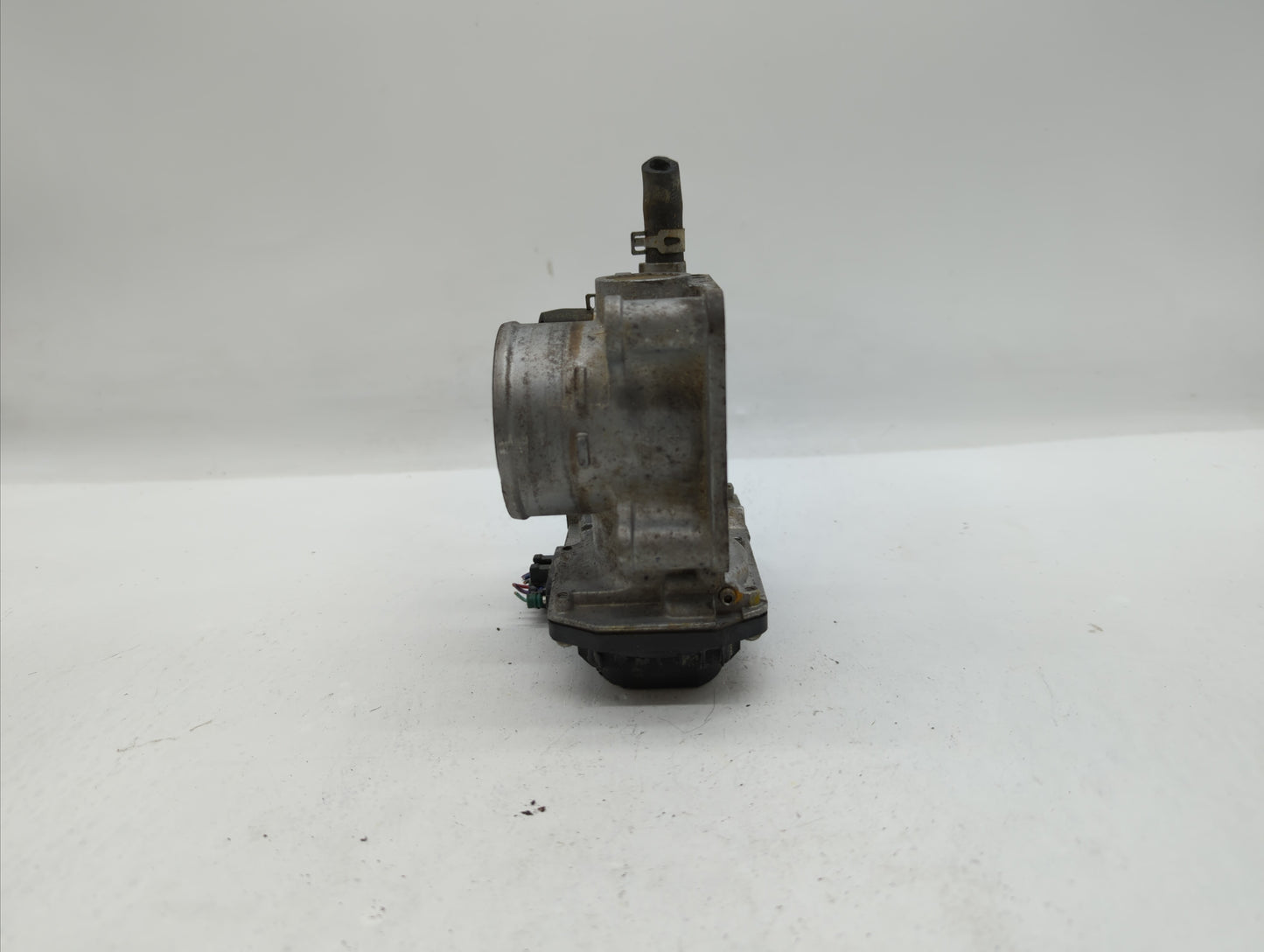 2016-2019 Honda Civic Throttle Body P/N:GMH1A Fits Fits 2016 2017 2018 2019 OEM Used Auto Parts - Oemusedautoparts1.com