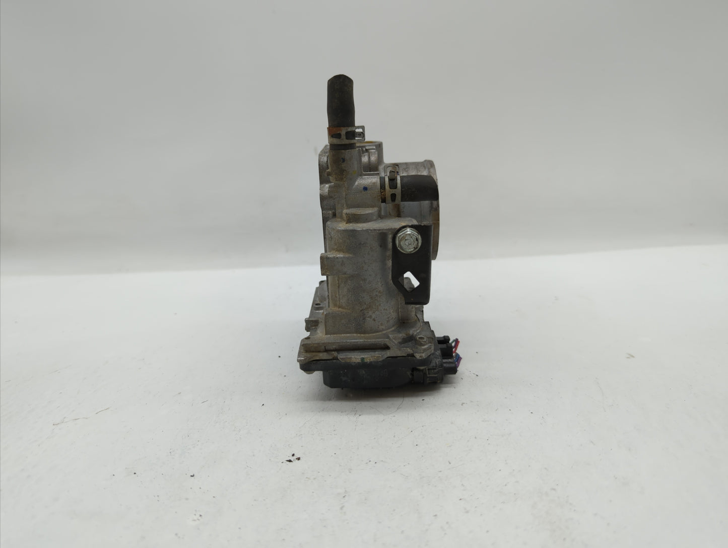 2016-2019 Honda Civic Throttle Body P/N:GMH1A Fits Fits 2016 2017 2018 2019 OEM Used Auto Parts - Oemusedautoparts1.com