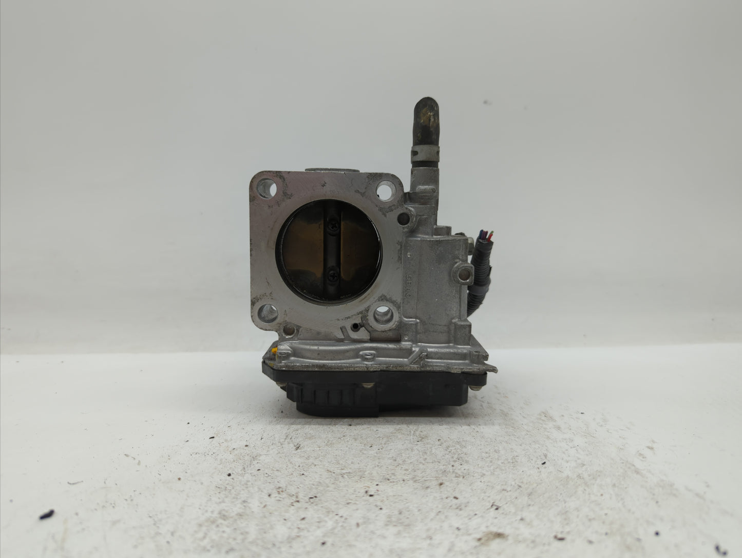 2016-2019 Honda Civic Throttle Body P/N:GMH1A Fits Fits 2016 2017 2018 2019 OEM Used Auto Parts - Oemusedautoparts1.com