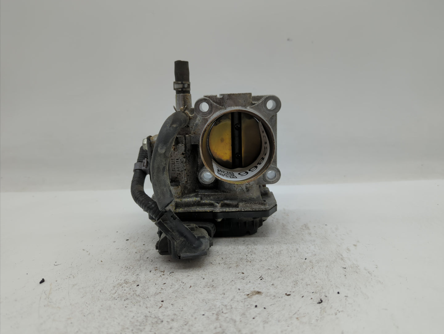 2016-2019 Honda Civic Throttle Body P/N:GMH1A Fits Fits 2016 2017 2018 2019 OEM Used Auto Parts - Oemusedautoparts1.com