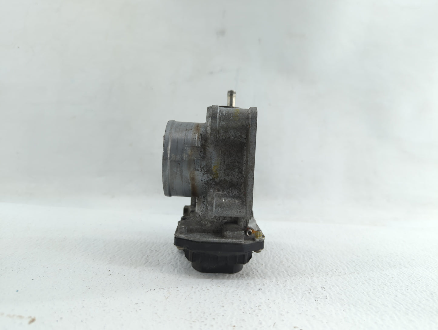 2016-2019 Honda Civic Throttle Body P/N:GMH1A Fits Fits 2016 2017 2018 2019 OEM Used Auto Parts - Oemusedautoparts1.com