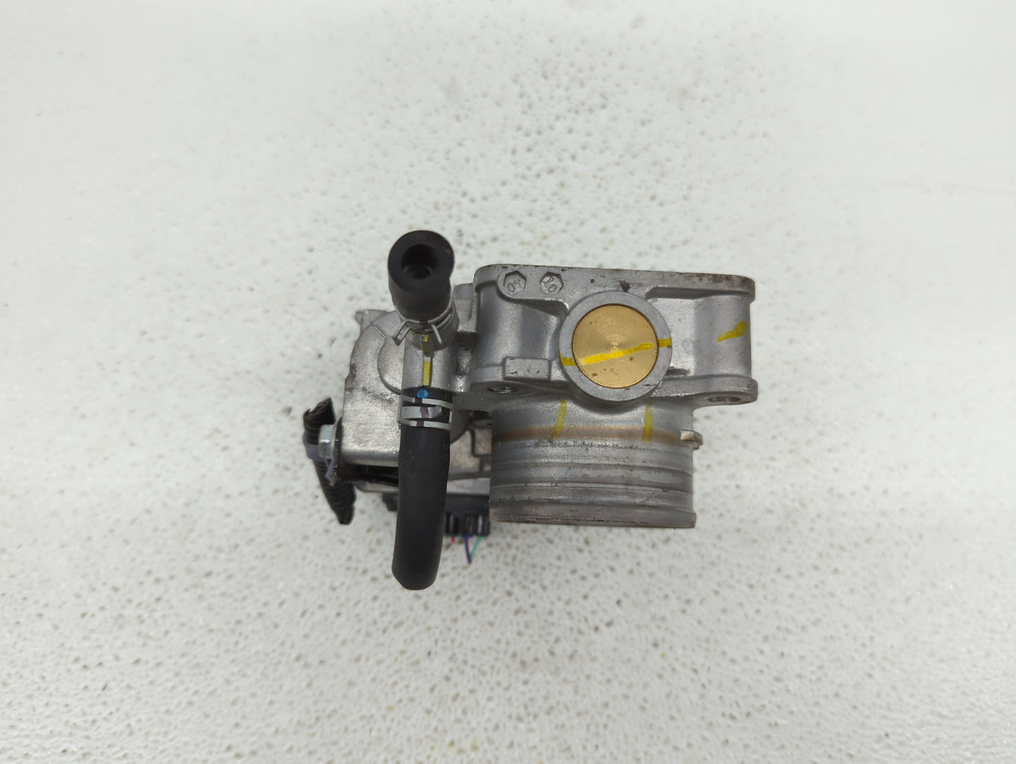 2016-2019 Honda Civic Throttle Body P/N:GMH1A Fits Fits 2016 2017 2018 2019 OEM Used Auto Parts - Oemusedautoparts1.com