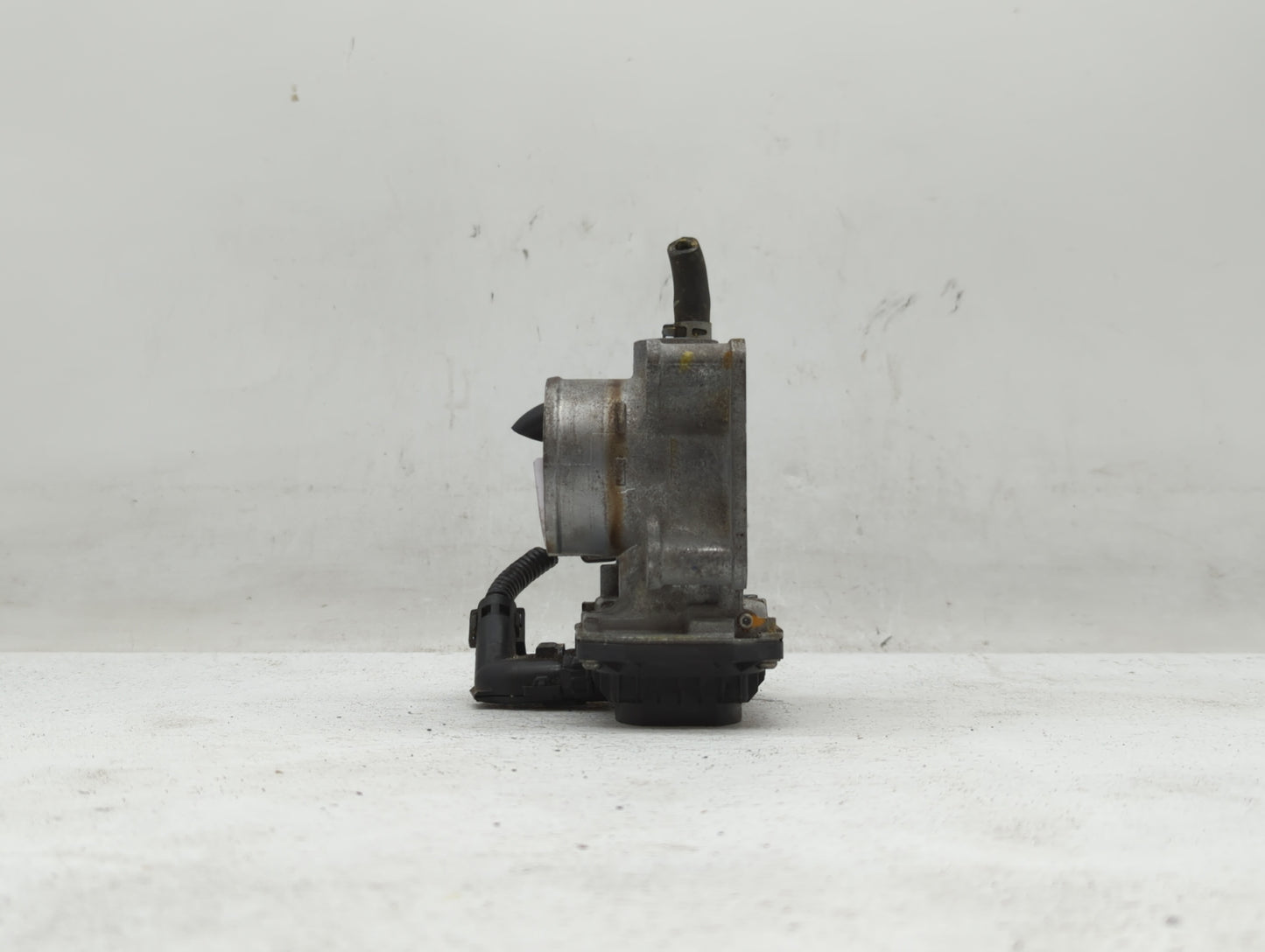 2016-2022 Honda Civic Throttle Body P/N:970994 M51030, GMH1A Fits Fits 2016 2017 2018 2019 2020 2021 2022 OEM Used Auto Part