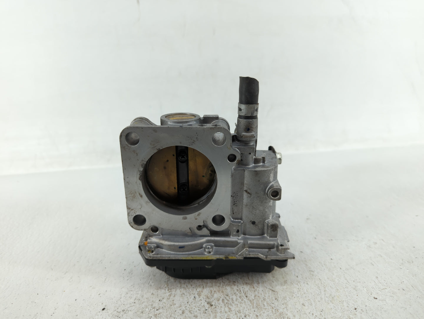2016-2022 Honda Civic Throttle Body P/N:GMH1A Fits Fits 2016 2017 2018 2019 2020 2021 2022 OEM Used Auto Parts - Oemusedauto