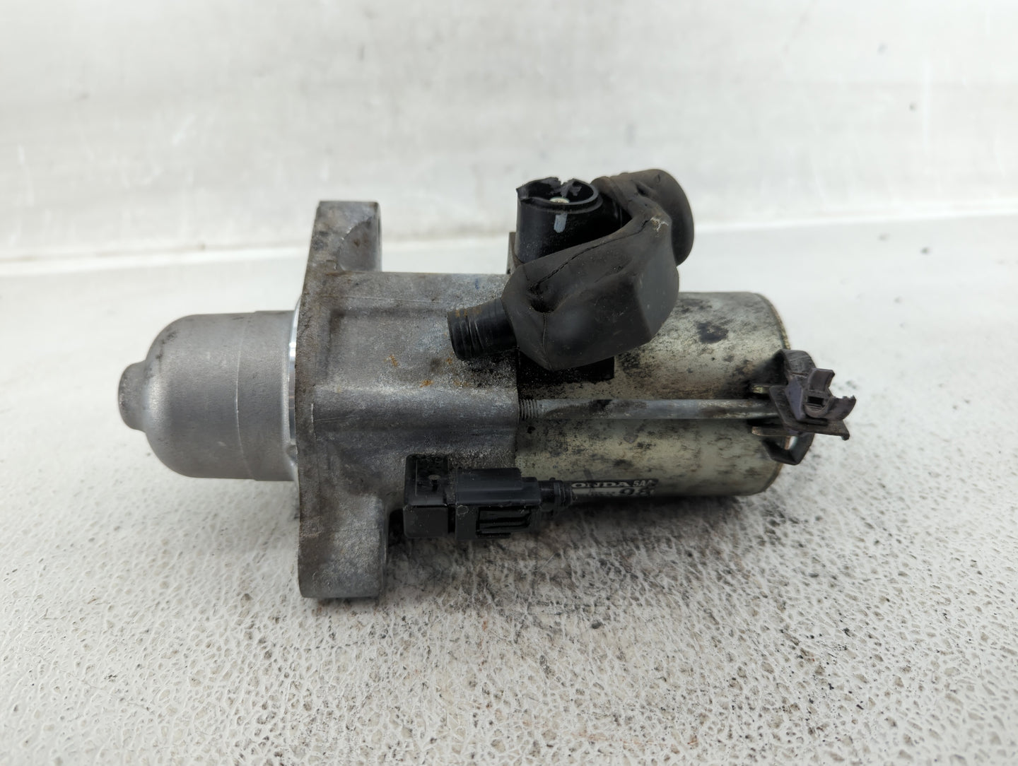 2016-2017 Honda Civic Car Starter Motor Solenoid OEM P/N:SM-75009 Fits Fits 2016 2017 2020 OEM Used Auto Parts - Oemusedauto