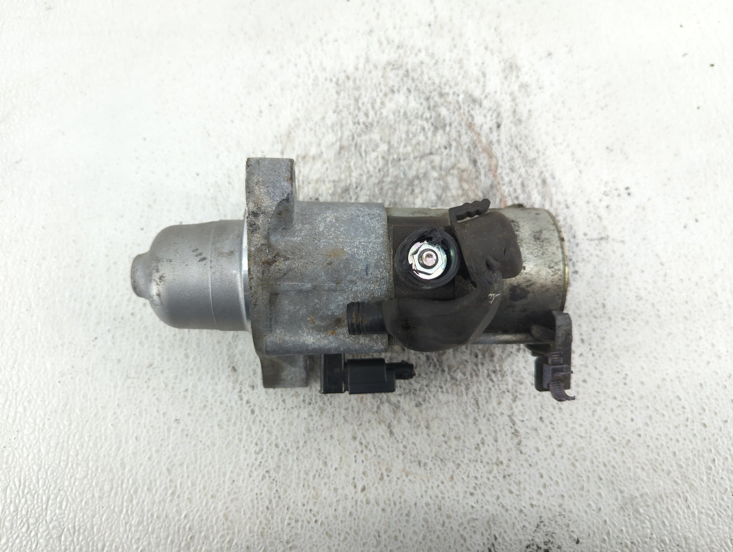 2016-2017 Honda Civic Car Starter Motor Solenoid OEM P/N:SM-75009 Fits Fits 2016 2017 2020 OEM Used Auto Parts - Oemusedauto