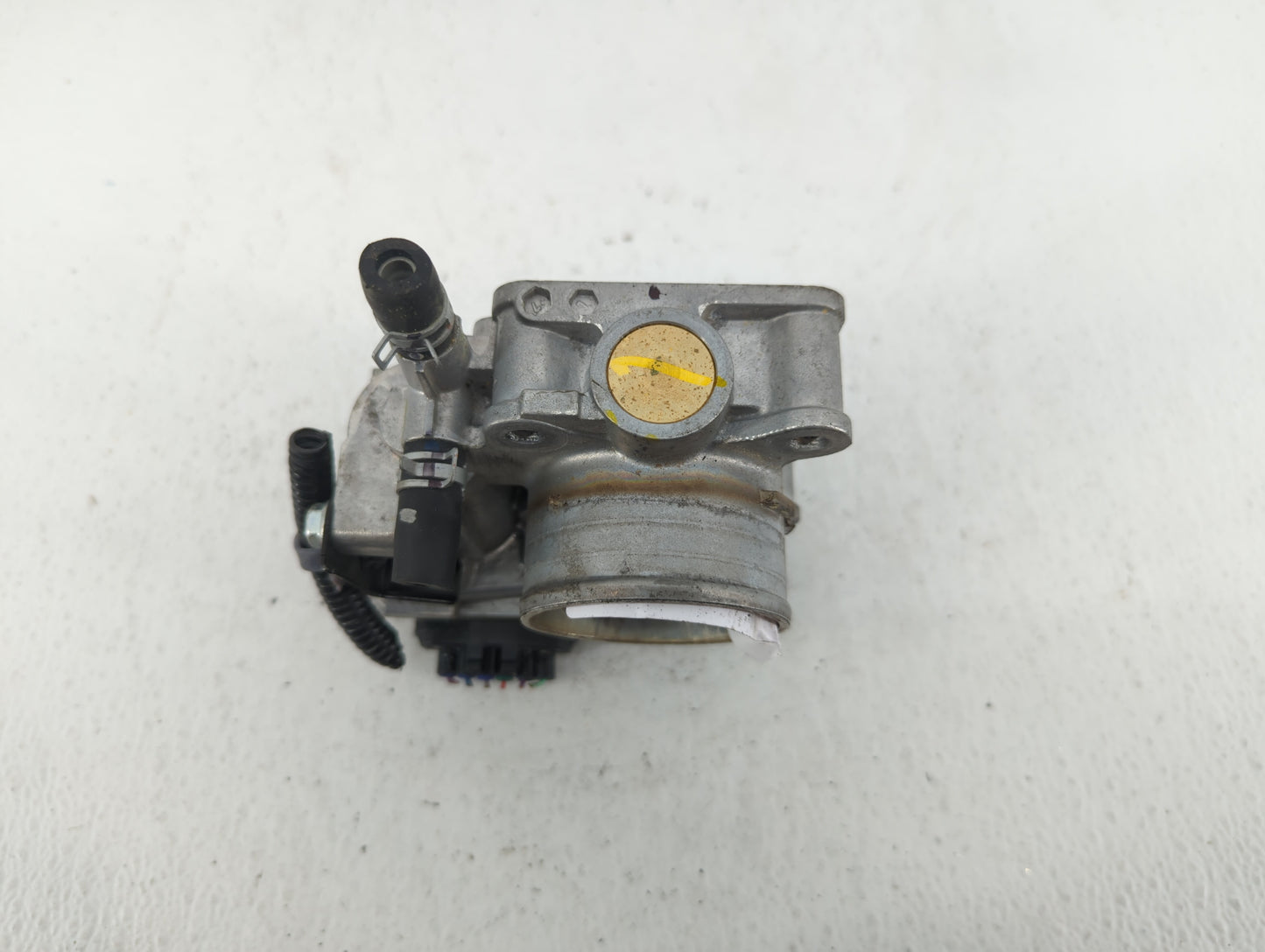 2016-2022 Honda Civic Throttle Body P/N:GMH1A M190121 Fits Fits 2016 2017 2018 2019 2020 2021 2022 OEM Used Auto Parts - Oem